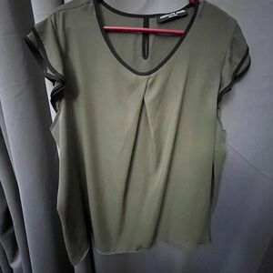 Absolute Angel Olive Scoop Neck Short Sleeve Top